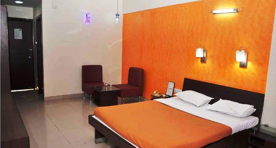 Kapadia Health Club & Hotel, Surat 2